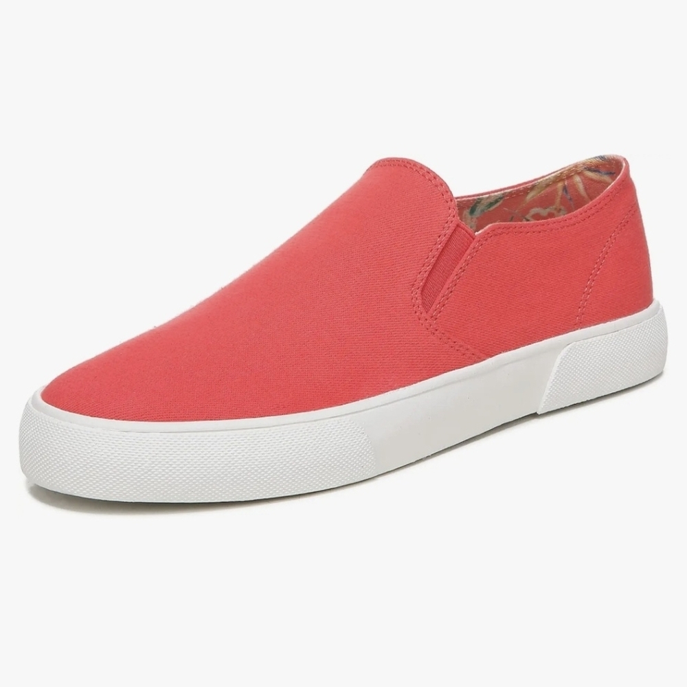 Vionic Groove Women's Slip-On Sneakers NWOT